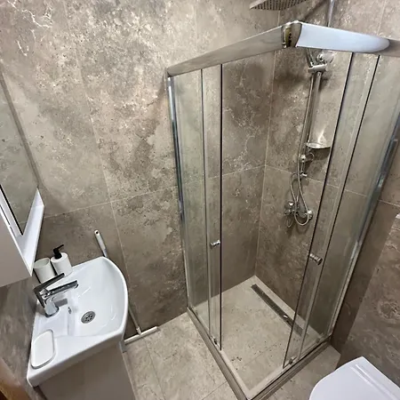 Sunrise Golden Sands Apartment *